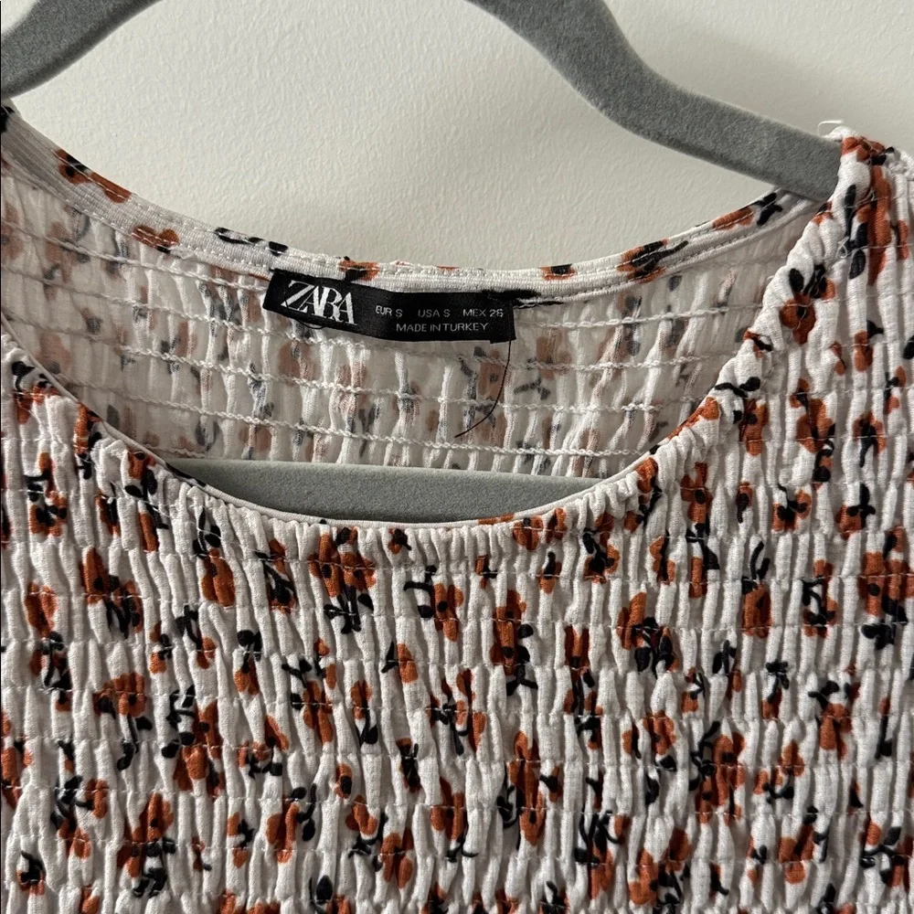 ZARA Floral Smocked Puff Sleeve Top